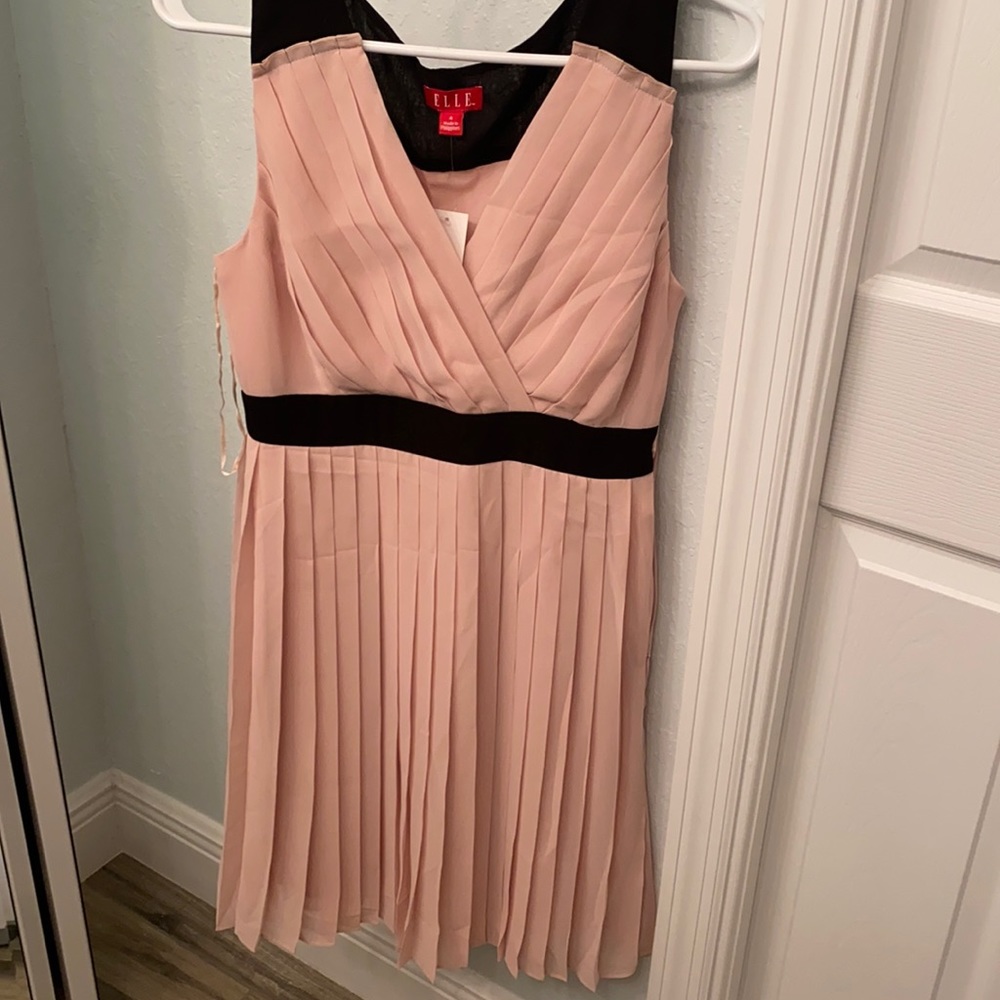 NWT ELLE light pink dress size 4
